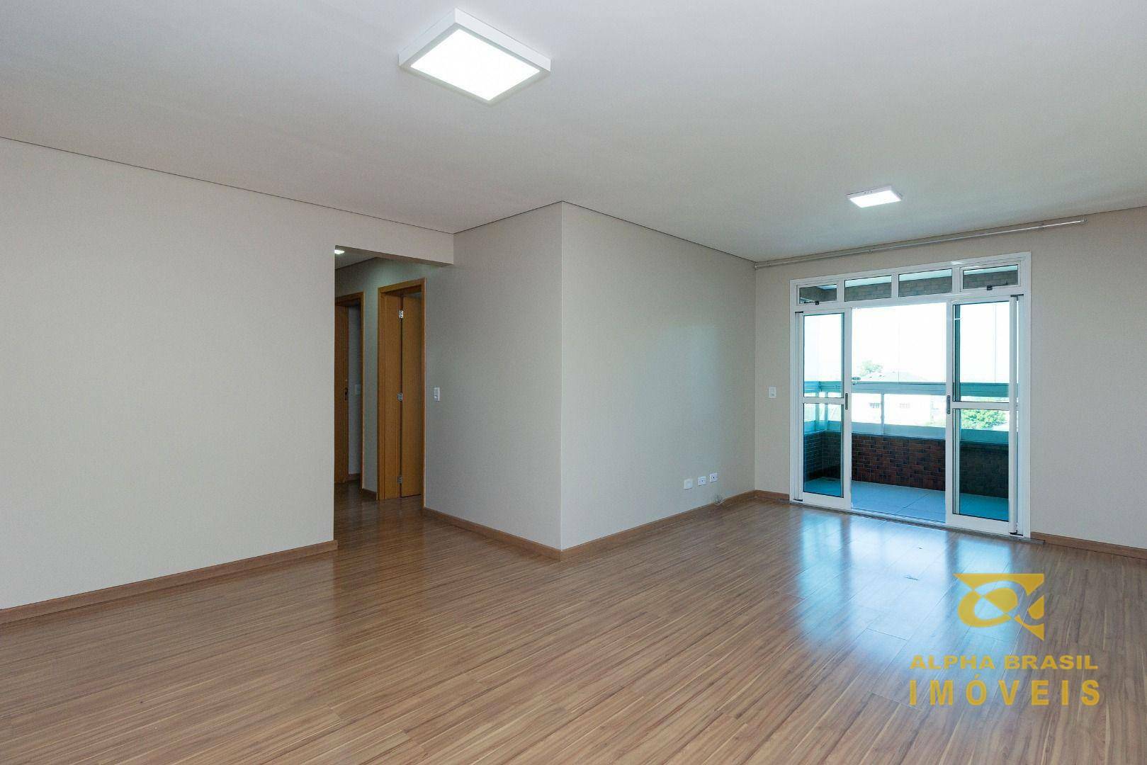 Apartamento à venda com 3 quartos, 95m² - Foto 4