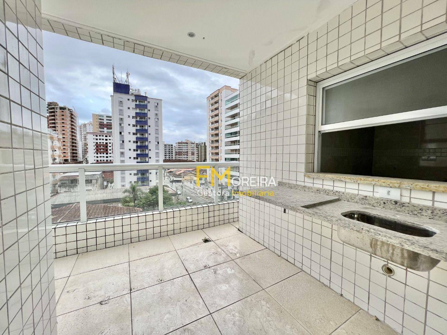 Apartamento à venda com 2 quartos, 70m² - Foto 2