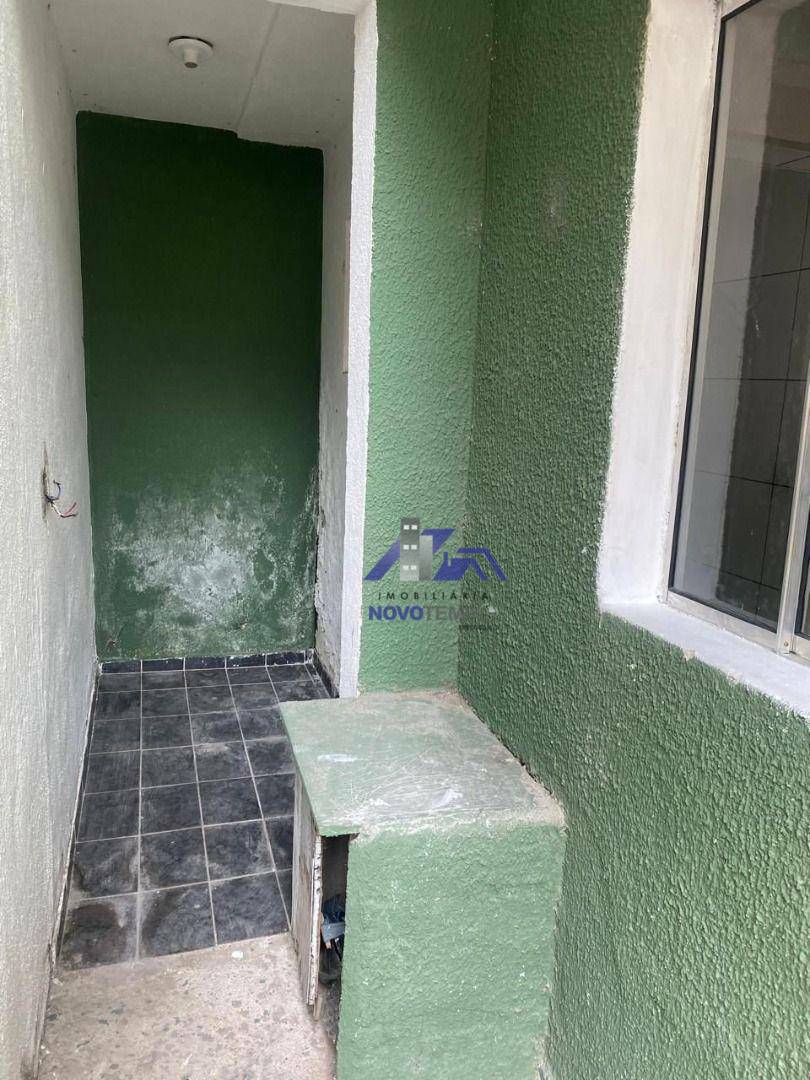 Casa à venda com 2 quartos, 200m² - Foto 6