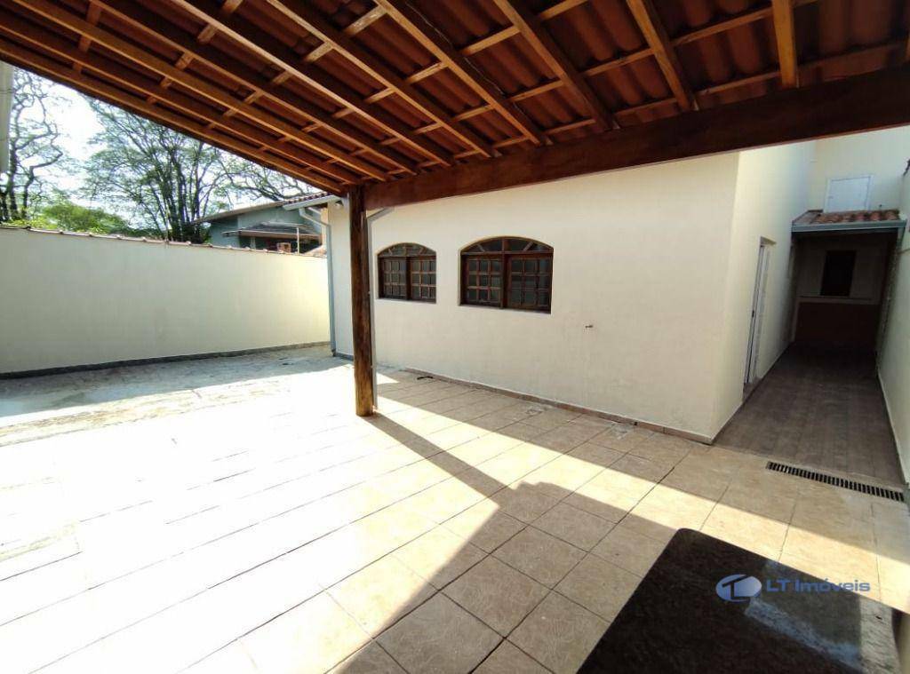 Casa à venda e aluguel com 4 quartos, 220m² - Foto 25