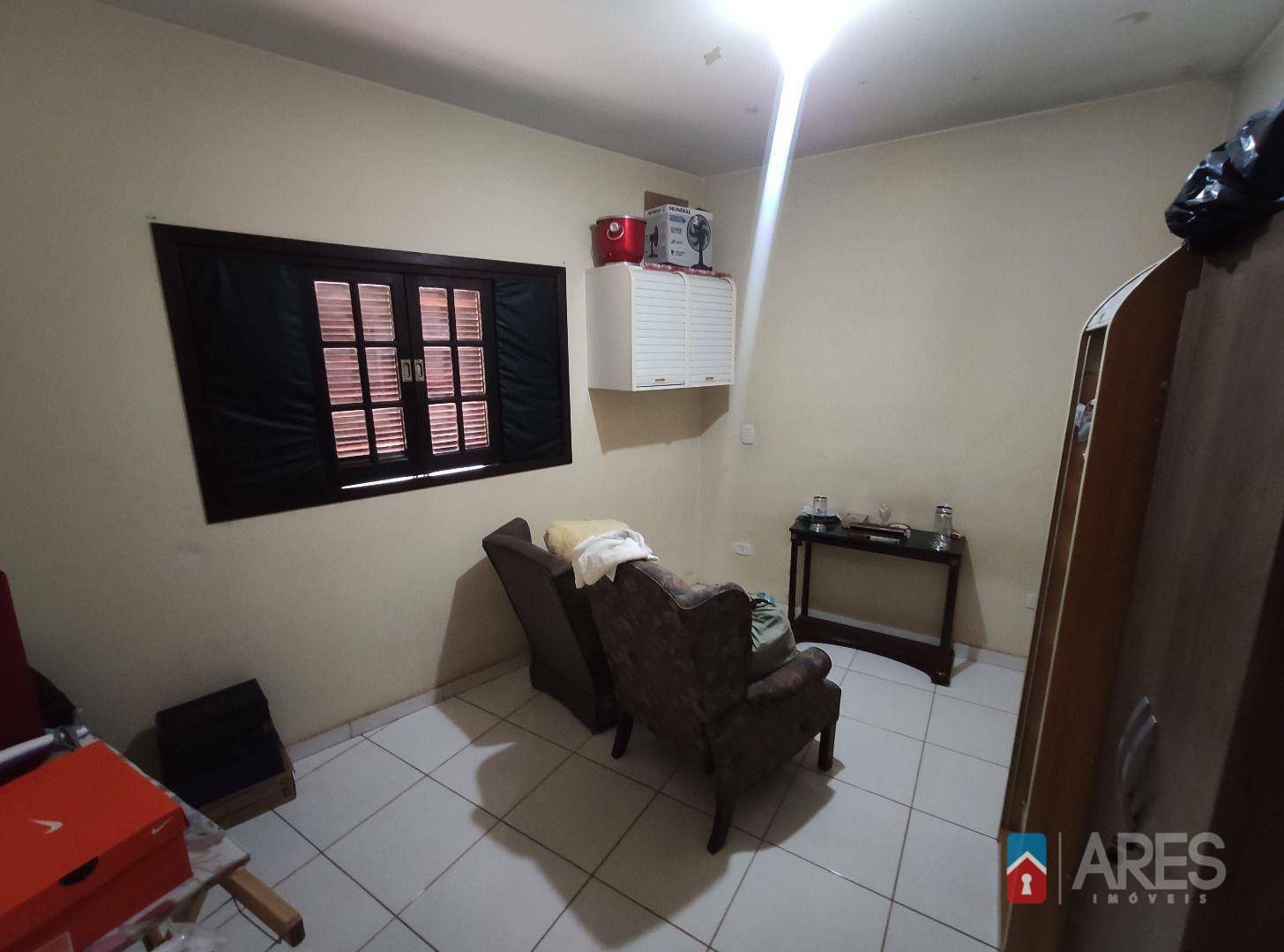 Casa à venda com 3 quartos, 286m² - Foto 9