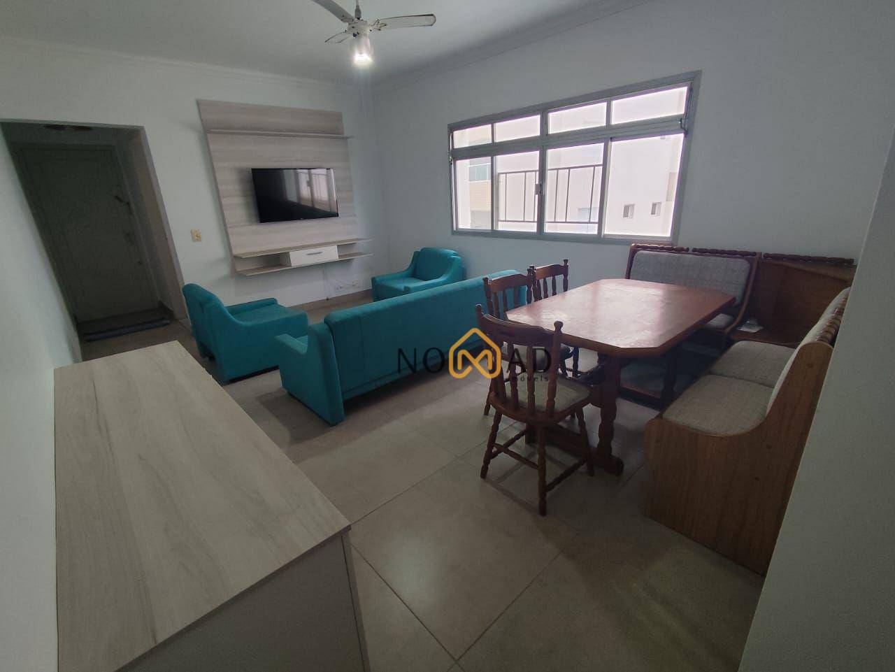 Apartamento à venda com 2 quartos, 70m² - Foto 3