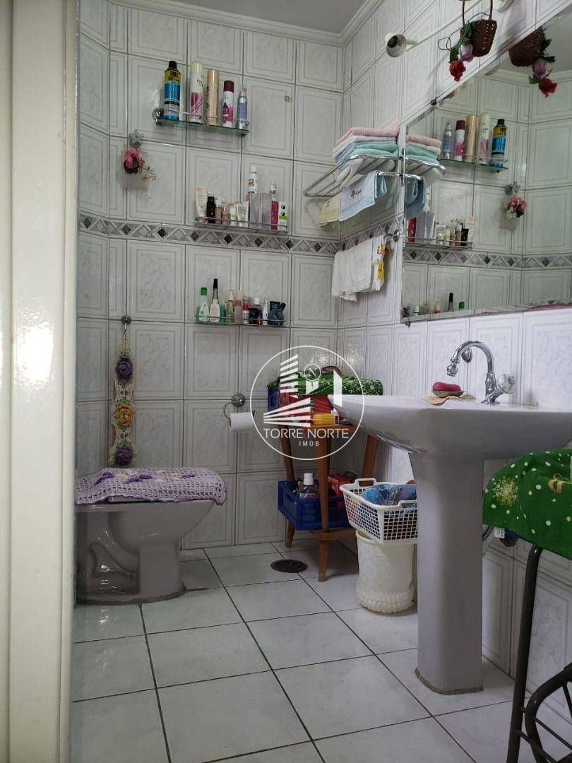 Sobrado para alugar com 3 quartos, 340m² - Foto 17