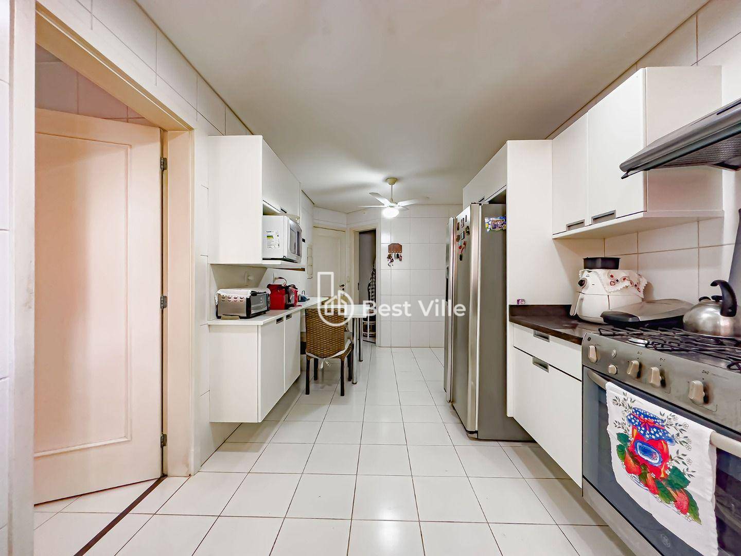Apartamento à venda com 4 quartos, 177m² - Foto 8
