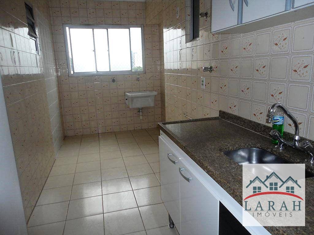 Apartamento para alugar com 3 quartos, 74m² - Foto 7