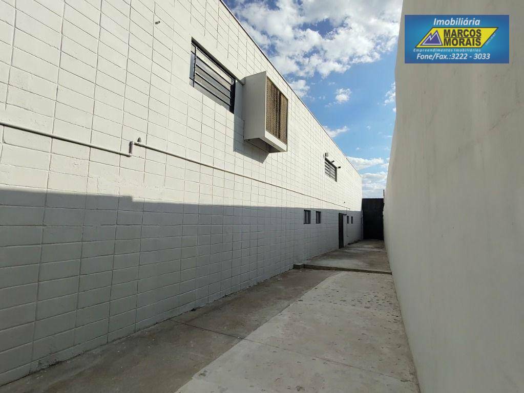 Depósito-Galpão-Armazém para alugar, 702m² - Foto 15