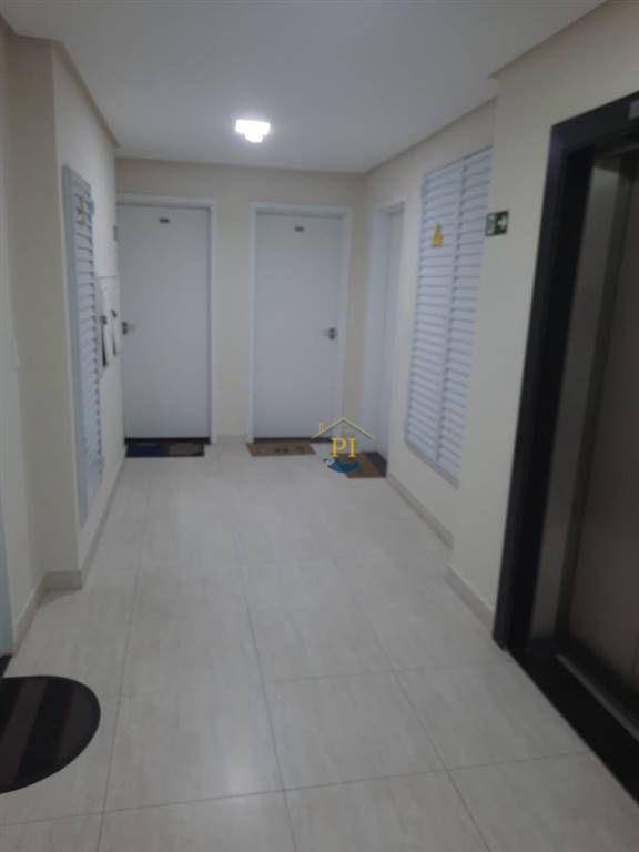 Apartamento à venda com 2 quartos, 75m² - Foto 31