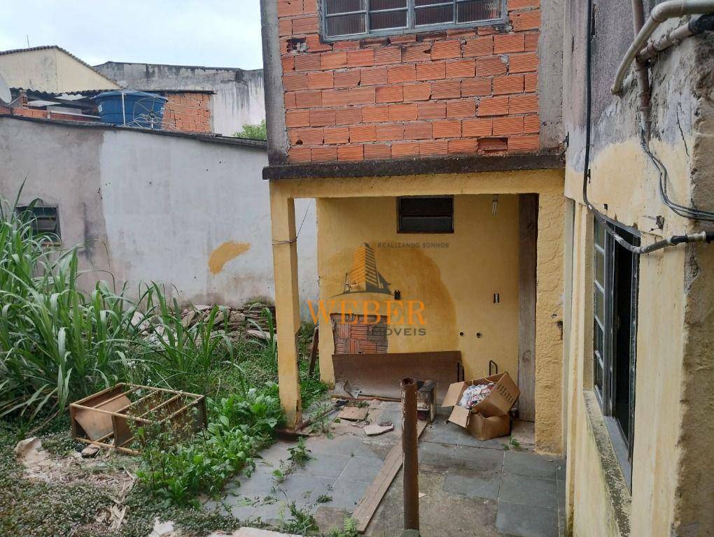 Casa à venda com 2 quartos, 110m² - Foto 2