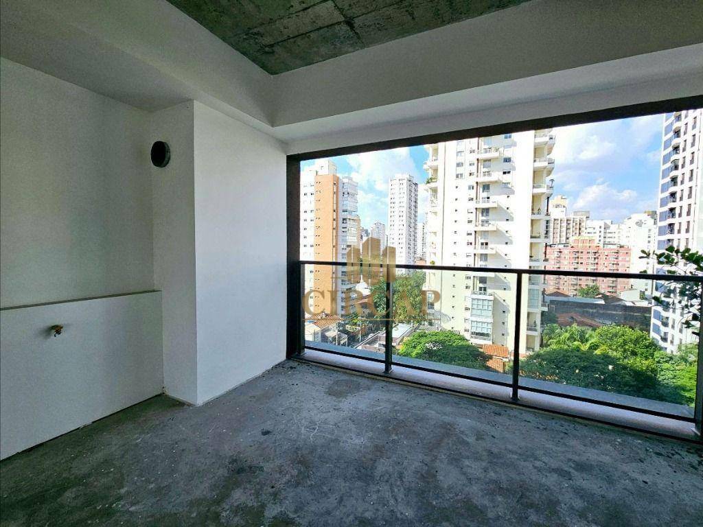 Apartamento à venda com 3 quartos, 227m² - Foto 6