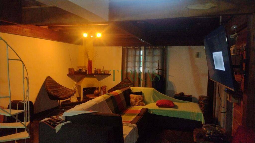 Chácara à venda com 5 quartos, 180m² - Foto 11