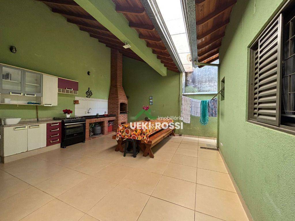 Casa à venda com 3 quartos, 156m² - Foto 7