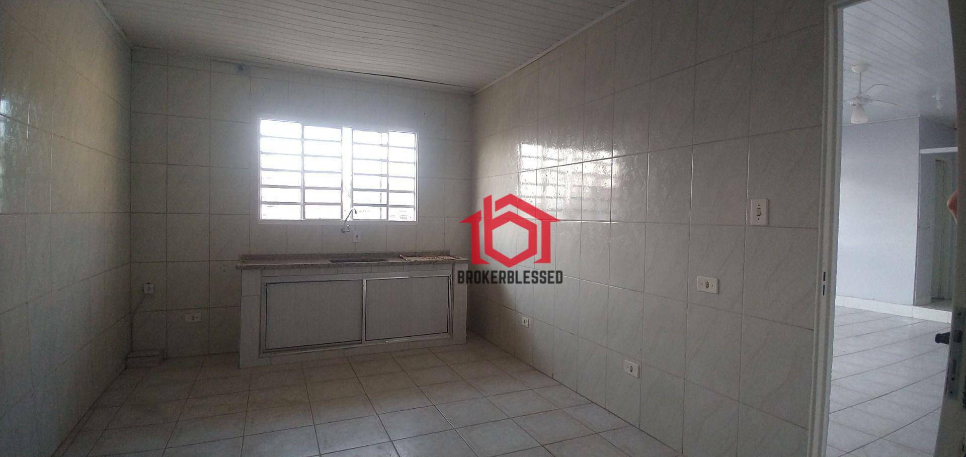 Casa para alugar com 2 quartos, 125M2 - Foto 7