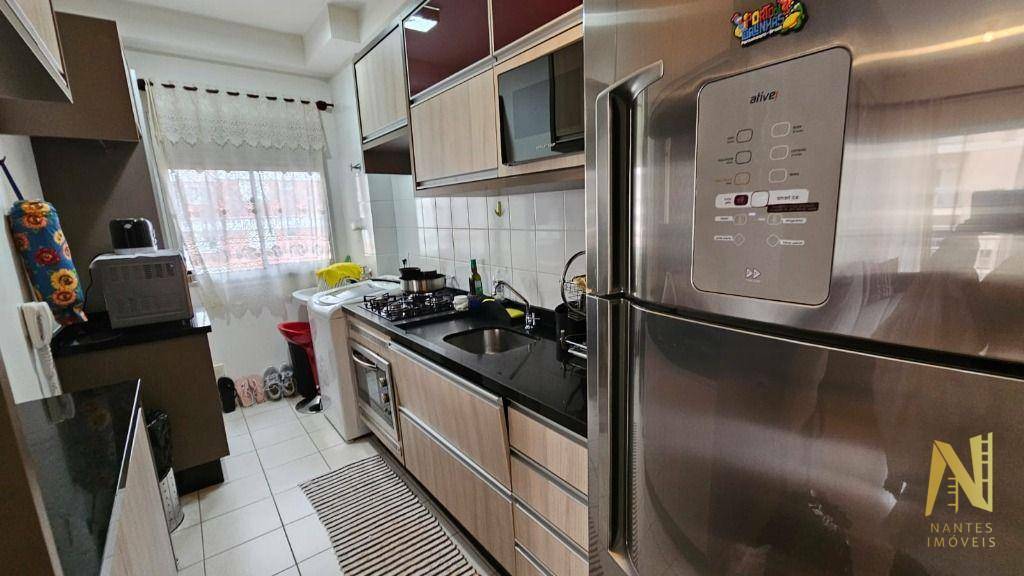 Apartamento à venda com 3 quartos, 66m² - Foto 15