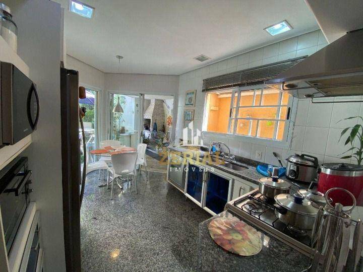 Sobrado à venda com 4 quartos, 300m² - Foto 11