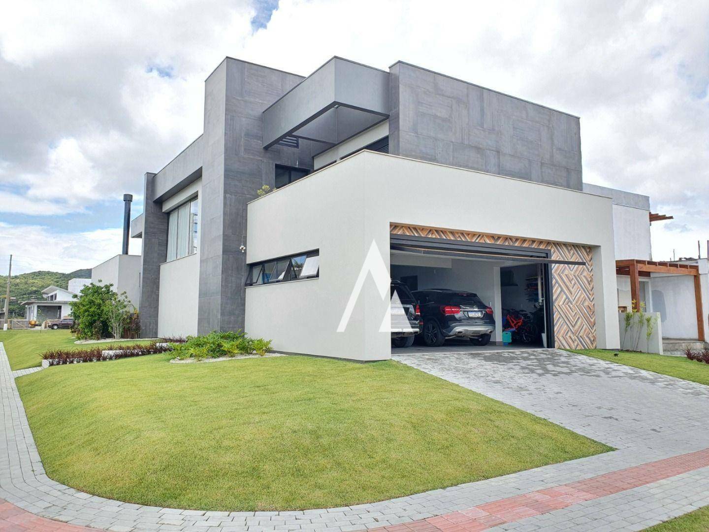 Casa de Condomínio à venda com 3 quartos, 458m² - Foto 3