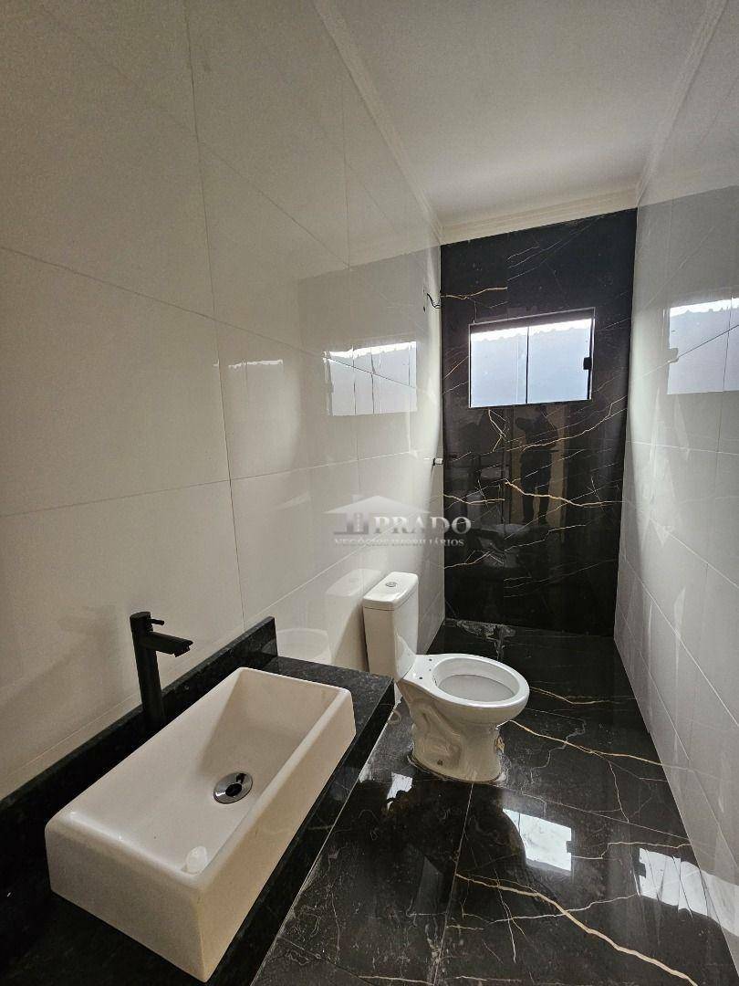Casa à venda com 3 quartos, 77m² - Foto 11