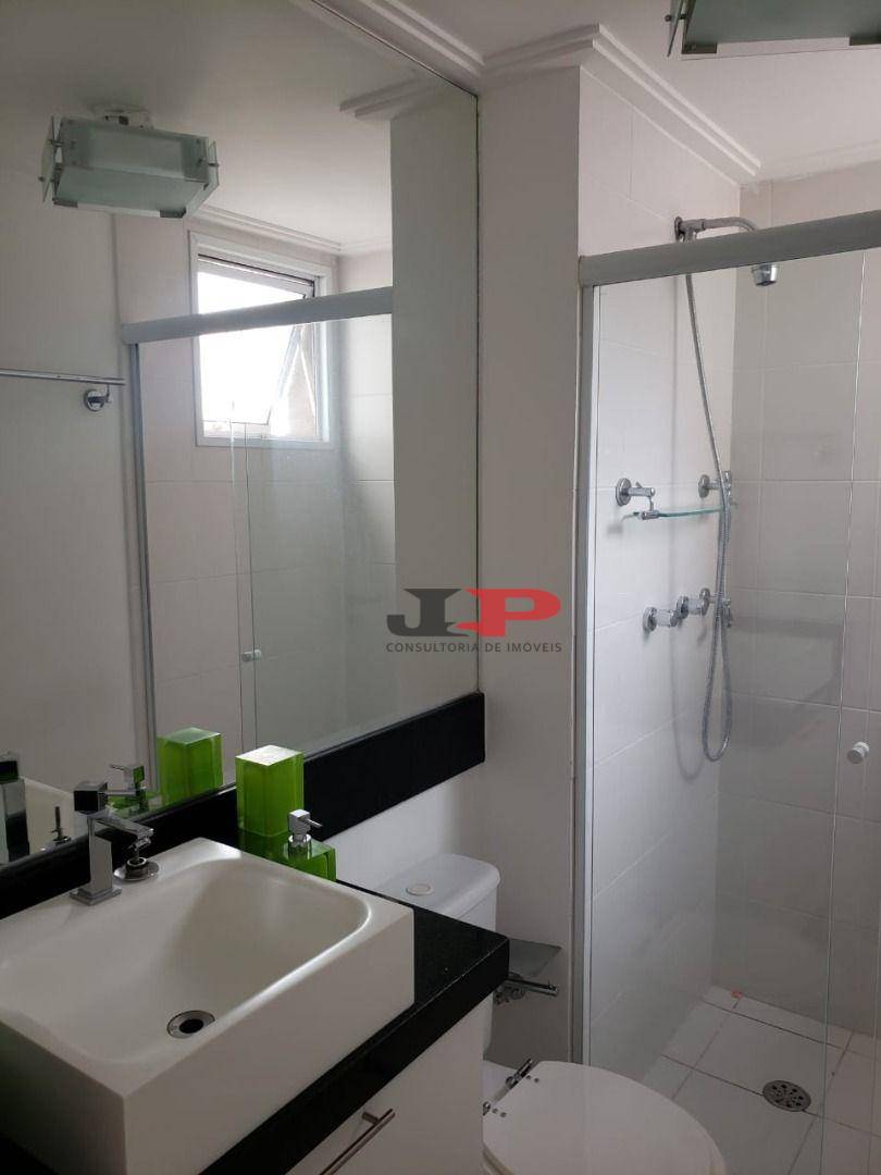 Apartamento à venda com 3 quartos, 140m² - Foto 17