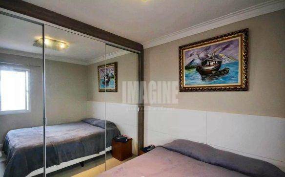 Apartamento à venda com 2 quartos, 68m² - Foto 4