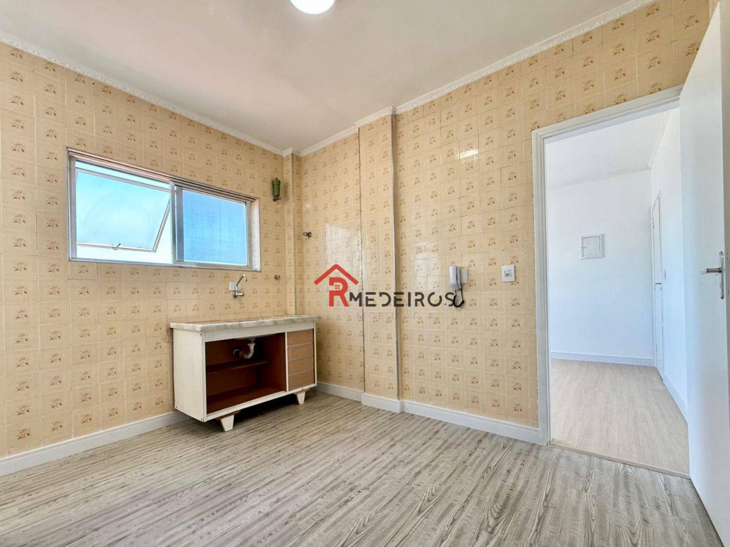 Apartamento à venda com 1 quarto, 43m² - Foto 6