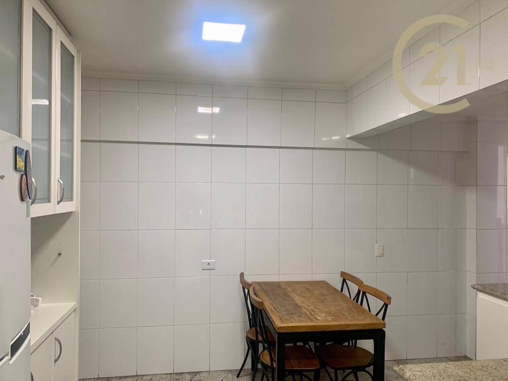 Apartamento à venda com 3 quartos, 131m² - Foto 19