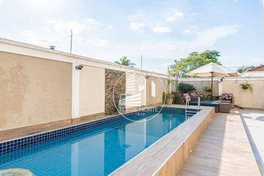 Casa à venda com 4 quartos, 432m² - Foto 15