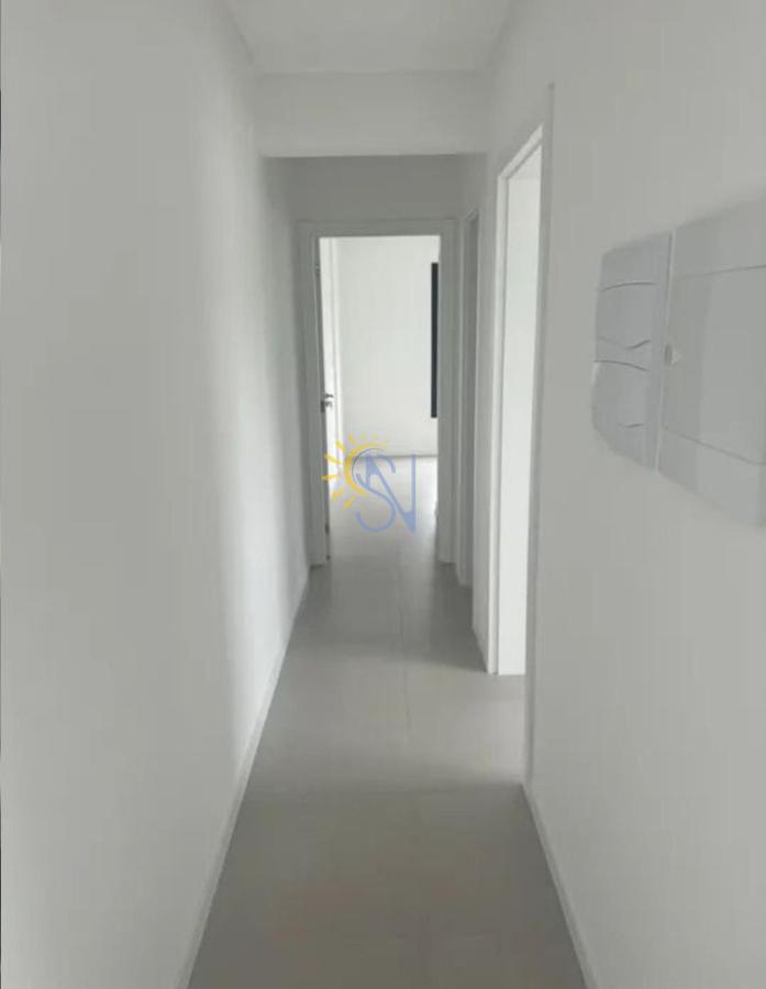 Apartamento à venda com 2 quartos, 62m² - Foto 4