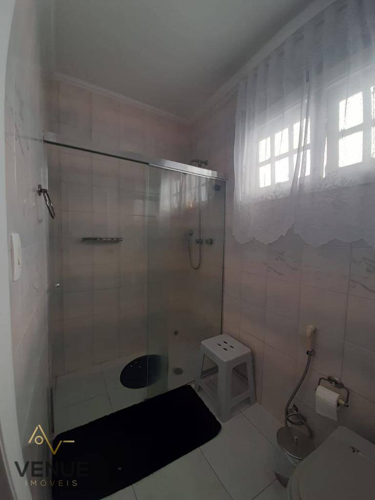 Casa à venda com 4 quartos, 500m² - Foto 18