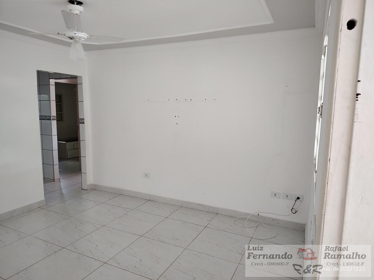 Casa à venda com 2 quartos, 150m² - Foto 6