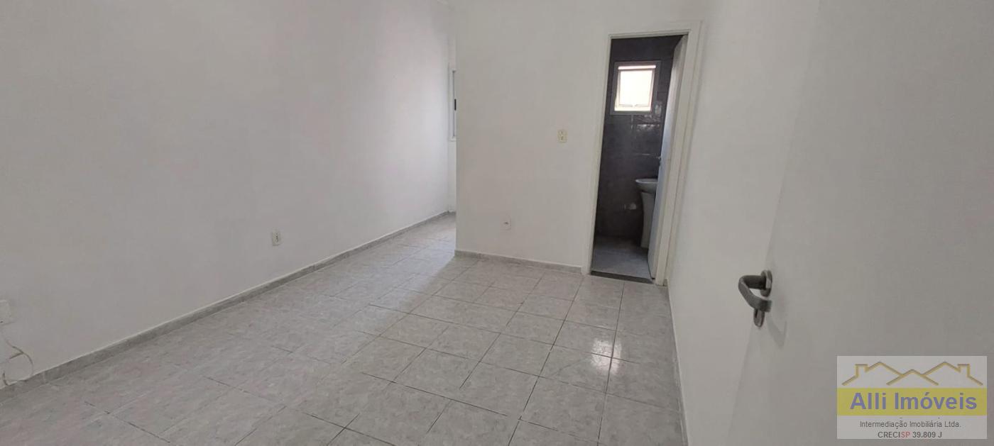 Sobrado à venda com 2 quartos, 65m² - Foto 13