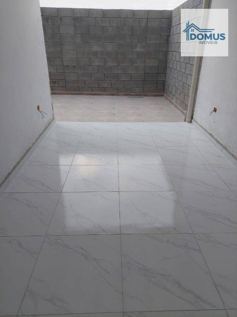 Casa à venda com 2 quartos, 110m² - Foto 18