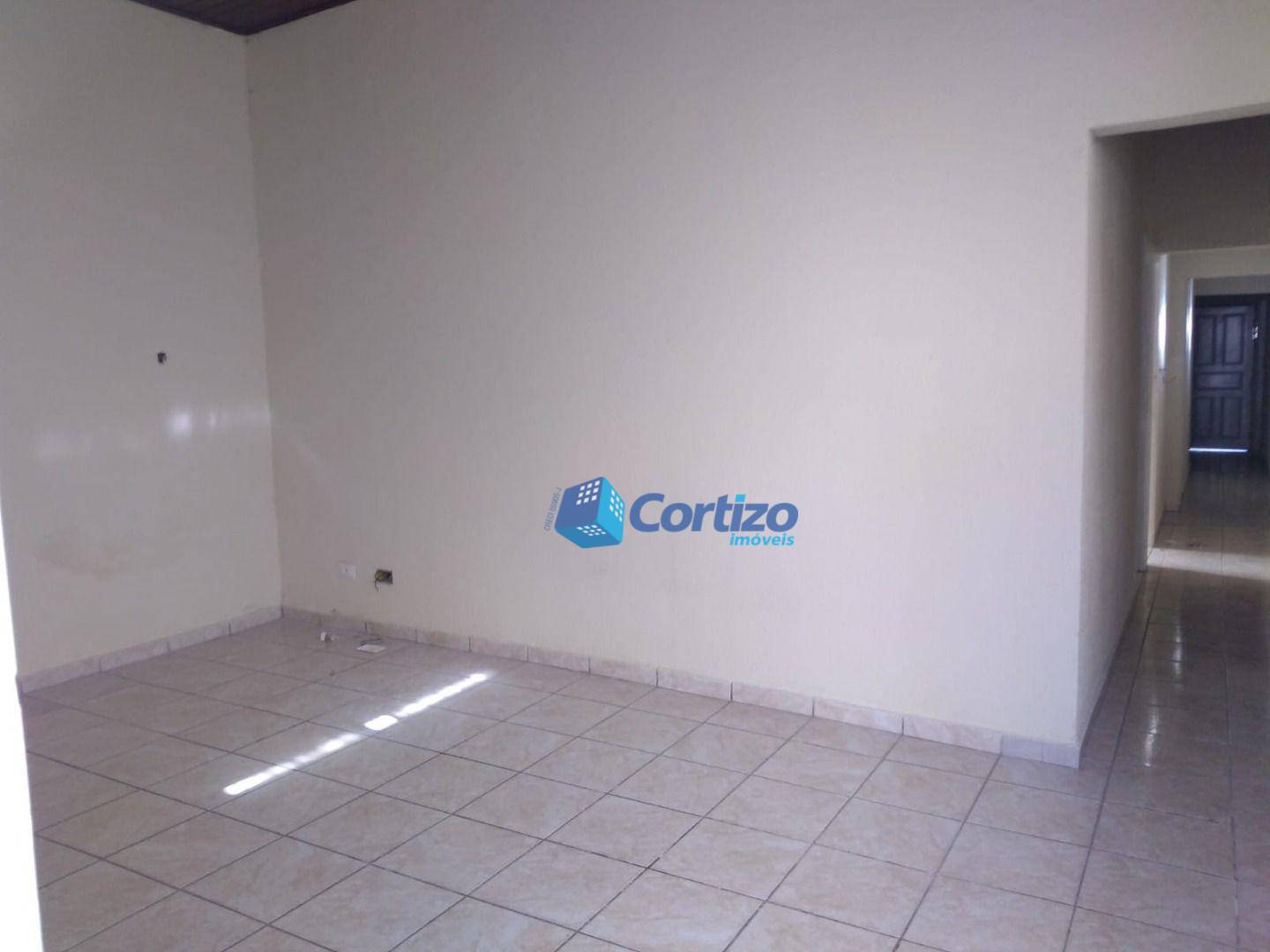 Casa à venda com 2 quartos, 100m² - Foto 7