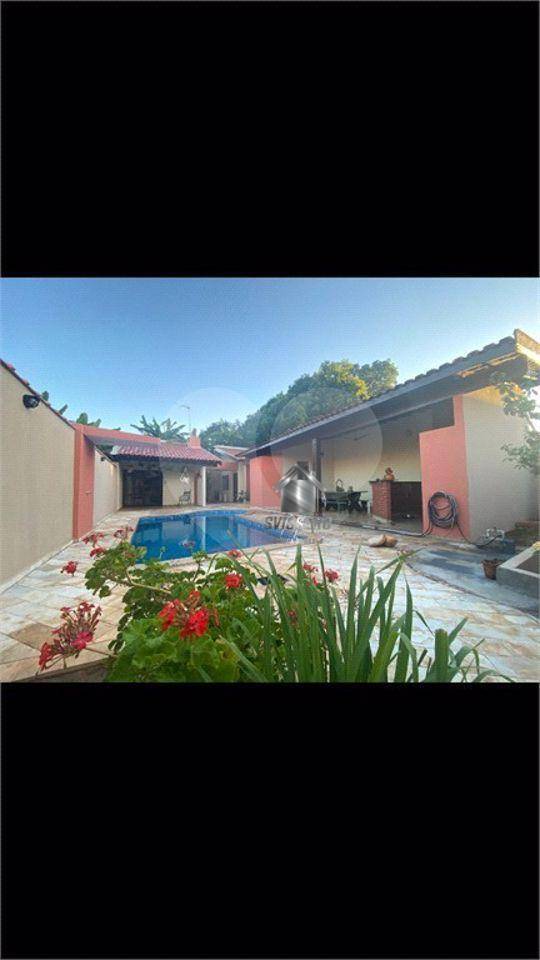 Casa, 3 quartos, 250 m² - Foto 1