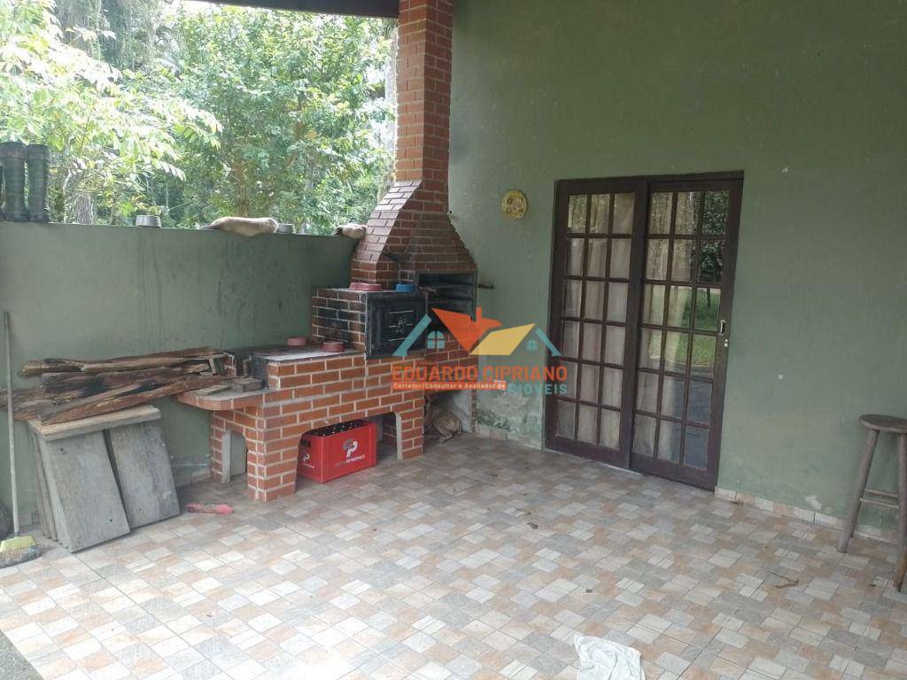 Chácara à venda com 2 quartos, 120m² - Foto 2