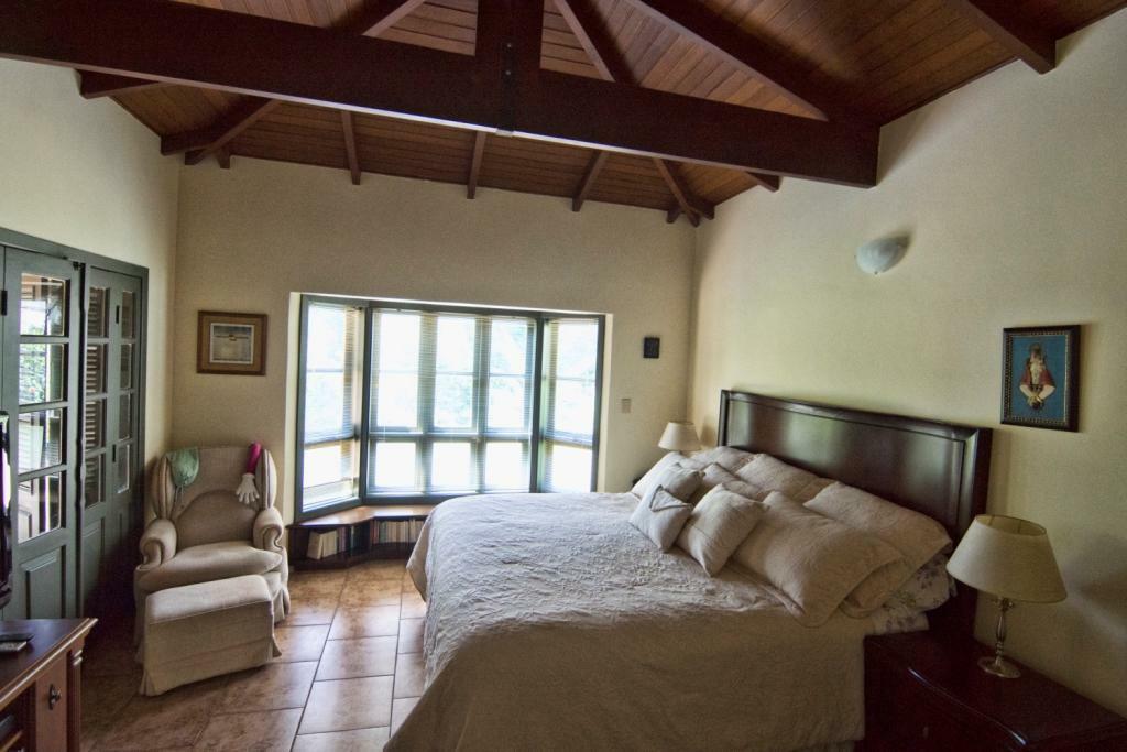 Casa de Condomínio à venda com 3 quartos, 550m² - Foto 35