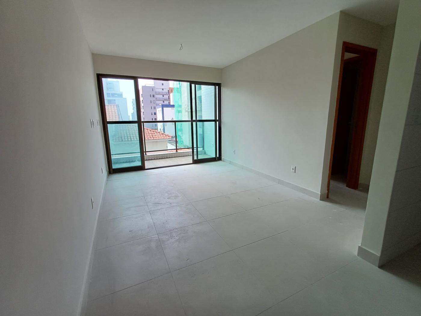 Apartamento à venda com 2 quartos, 57m² - Foto 1