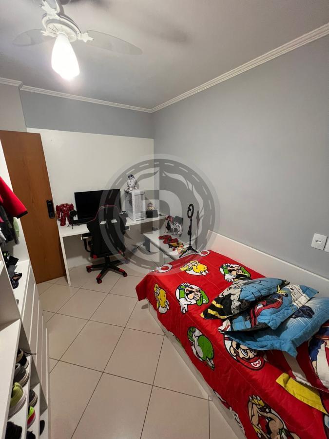 Apartamento à venda com 4 quartos, 205m² - Foto 13