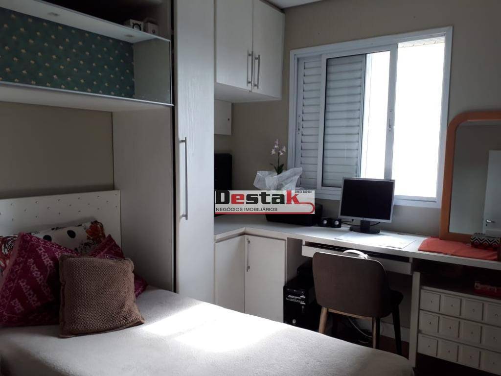 Apartamento à venda com 3 quartos, 70m² - Foto 2