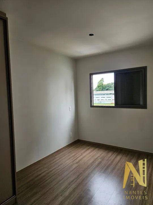 Apartamento à venda com 2 quartos, 64m² - Foto 9