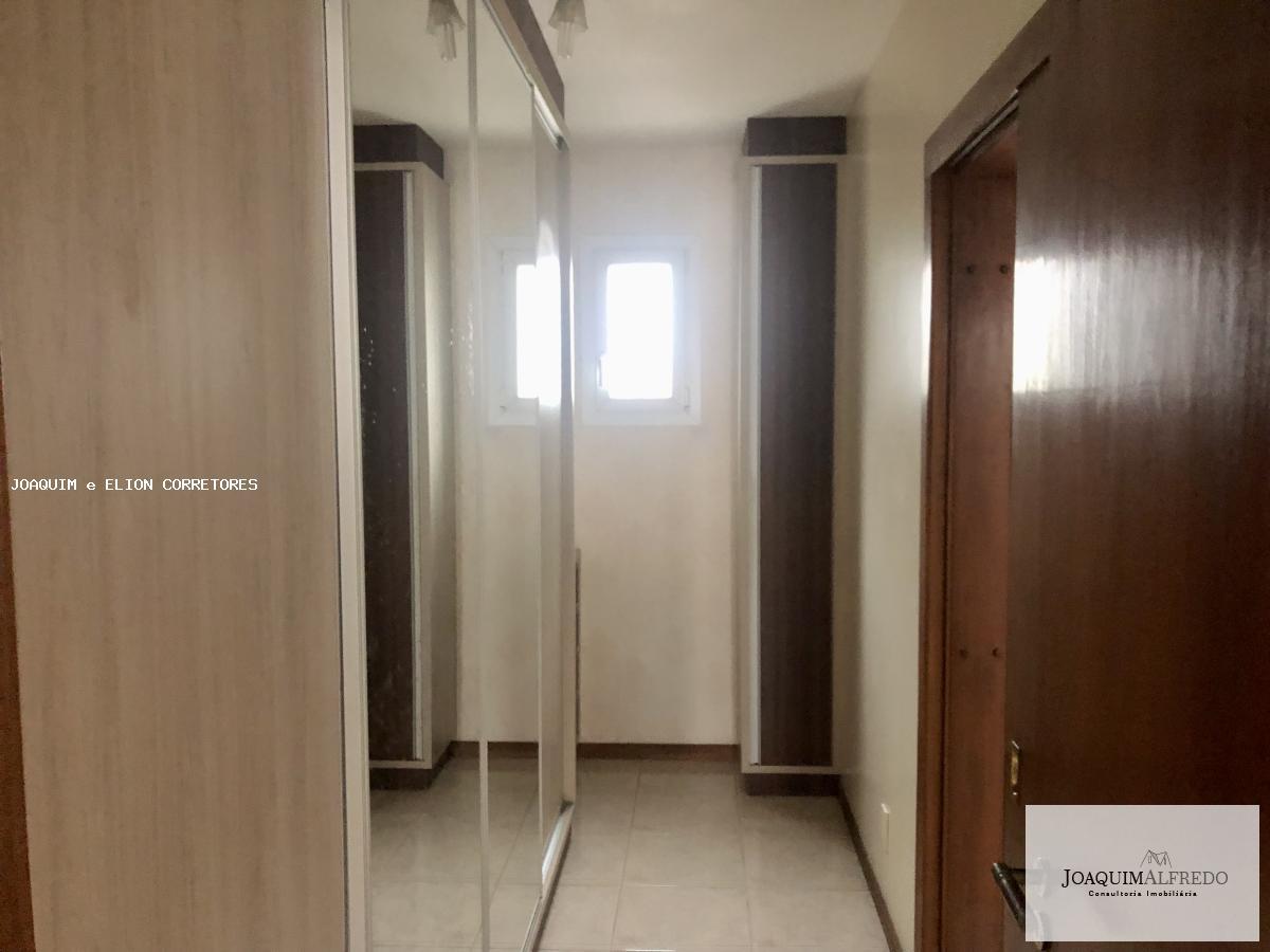 Apartamento à venda com 4 quartos, 224m² - Foto 22