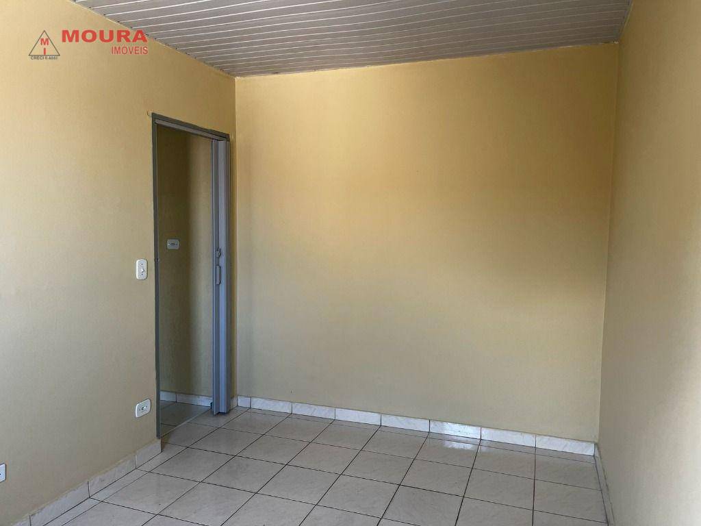 Casa para alugar com 2 quartos, 60m² - Foto 8