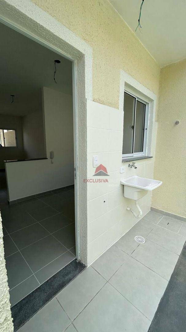 Casa à venda com 2 quartos, 63m² - Foto 7