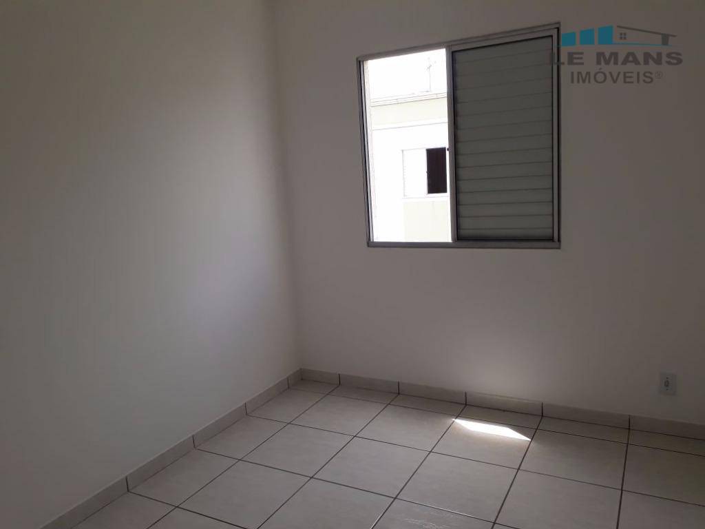 Apartamento à venda com 2 quartos, 46m² - Foto 9