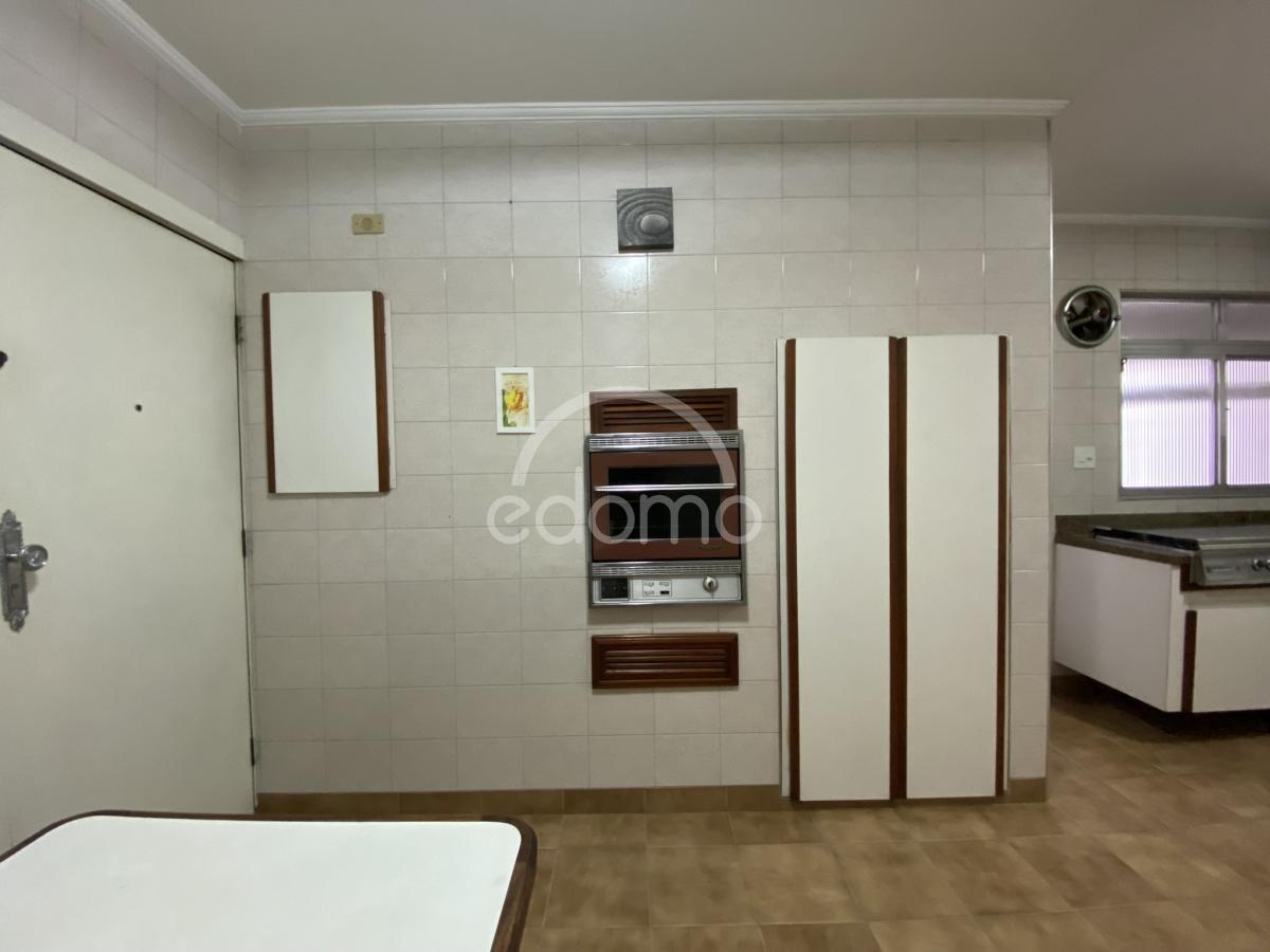 Apartamento à venda com 3 quartos, 180m² - Foto 35