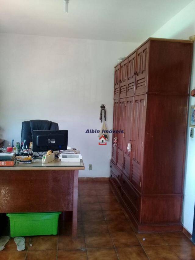 Casa à venda com 4 quartos, 166m² - Foto 20