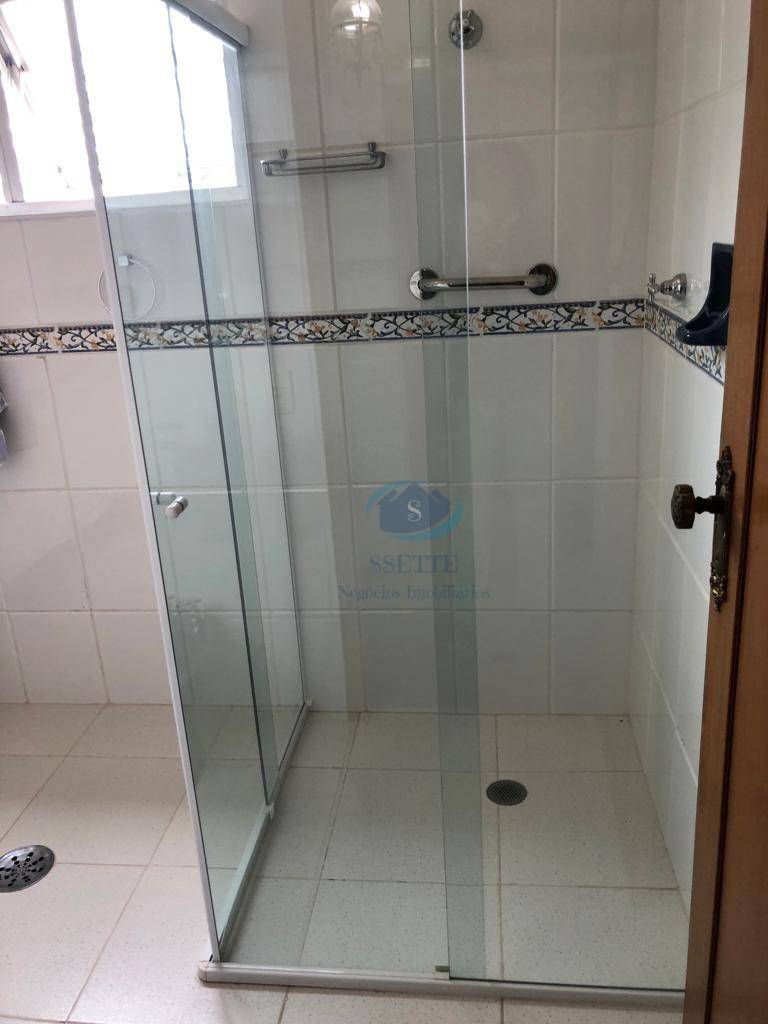 Apartamento à venda com 3 quartos, 135m² - Foto 21