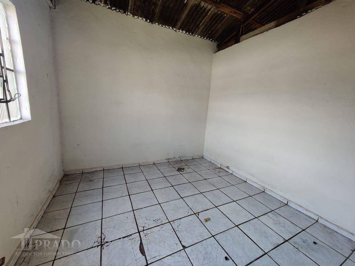 Casa à venda com 5 quartos, 90m² - Foto 6