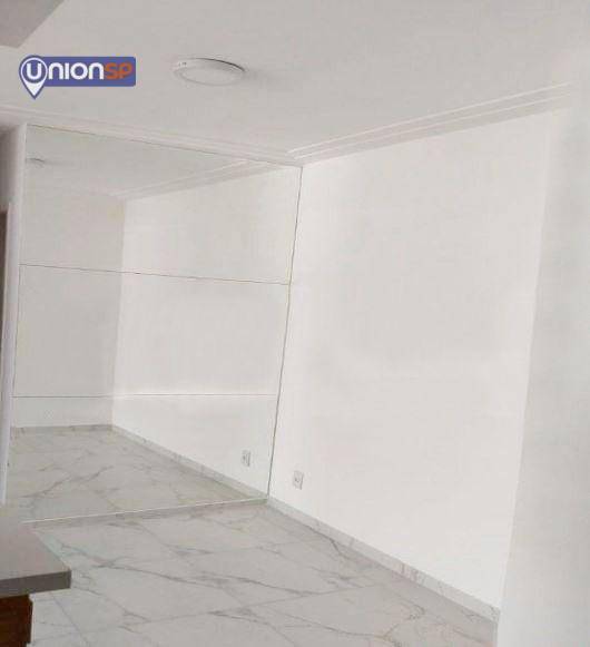 Apartamento à venda com 2 quartos, 65m² - Foto 1