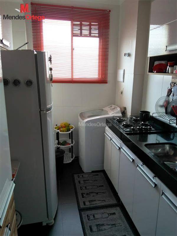Apartamento para alugar com 2 quartos, 61m² - Foto 9