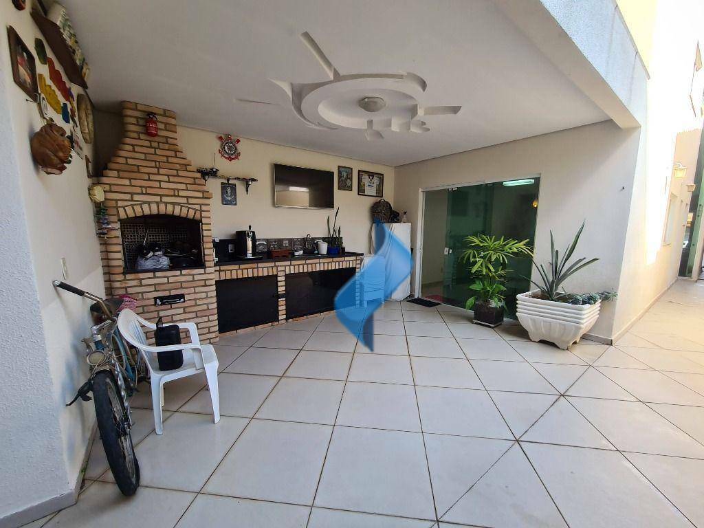 Casa à venda com 3 quartos, 176m² - Foto 16