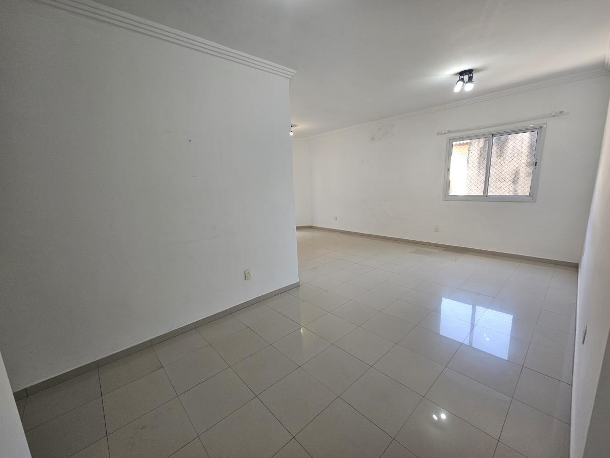 Apartamento à venda com 3 quartos, 123m² - Foto 16